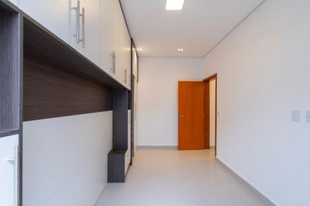 Casa de condomínio para alugar com 106m², 3 quartos e 2 vagas Casa de condomínio para alugar com 106m², 3 quartos e 2 vagasSuíte