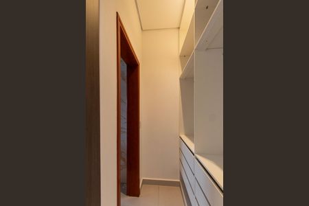 Casa de condomínio para alugar com 106m², 3 quartos e 2 vagas Casa de condomínio para alugar com 106m², 3 quartos e 2 vagasCloset Suíte