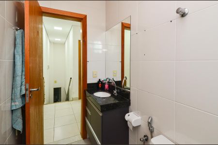 Casa para alugar com 120m², 2 quartos e 1 vagaBanheiro 2 Pavimento