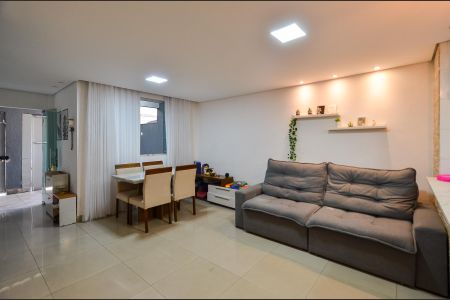 Casa para alugar com 120m², 2 quartos e 1 vagaSala Ambientes