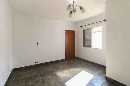 Casa para alugar com 240m², 3 quartos e 3 vagas Casa para alugar com 240m², 3 quartos e 3 vagasCasa 2 - Quarto