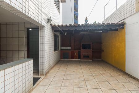 Casa para alugar com 240m², 3 quartos e 3 vagas Casa para alugar com 240m², 3 quartos e 3 vagasQuintal e Churrasqueira