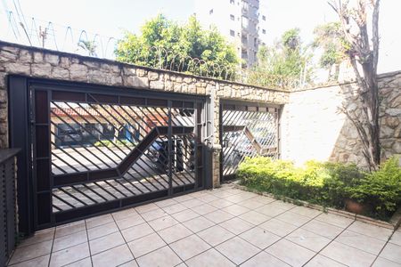 Casa para alugar com 240m², 3 quartos e 3 vagas Casa para alugar com 240m², 3 quartos e 3 vagasGaragem