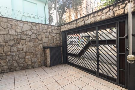 Casa para alugar com 240m², 3 quartos e 3 vagas Casa para alugar com 240m², 3 quartos e 3 vagasGaragem