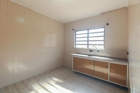 Casa para alugar com 240m², 3 quartos e 3 vagas Casa para alugar com 240m², 3 quartos e 3 vagasCasa 2 - Cozinha