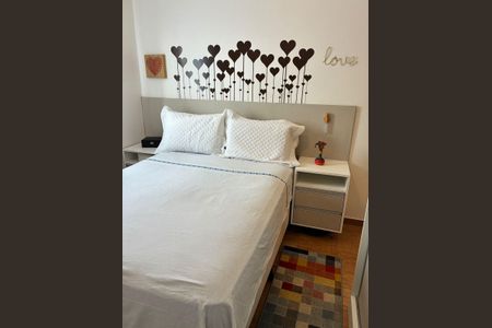 Apartamento à venda com 122m², 2 quartos e 2 vagas Apartamento à venda com 122m², 2 quartos e 2 vagasQuarto