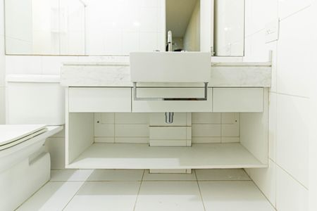 Apartamento para alugar com 148m², 3 quartos e 2 vagas Apartamento para alugar com 148m², 3 quartos e 2 vagasBanheiro da Suíte 2