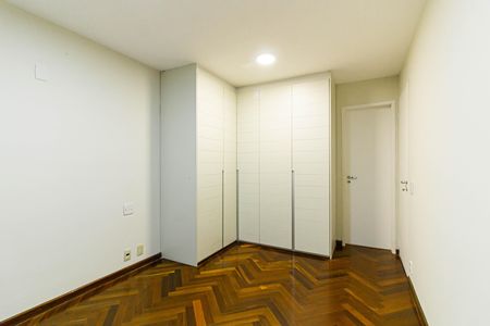 Apartamento para alugar com 148m², 3 quartos e 2 vagas Apartamento para alugar com 148m², 3 quartos e 2 vagasSuíte 2