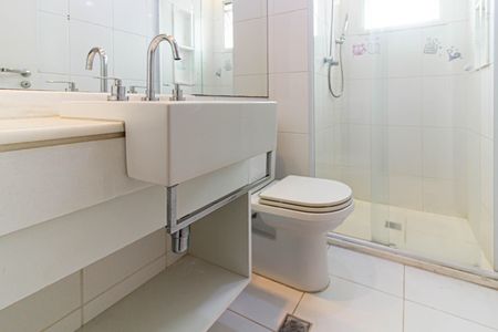 Apartamento para alugar com 148m², 3 quartos e 2 vagas Apartamento para alugar com 148m², 3 quartos e 2 vagasBanheiro da Suíte 3