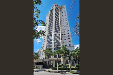 Apartamento para alugar com 148m², 3 quartos e 2 vagas Apartamento para alugar com 148m², 3 quartos e 2 vagasFachada