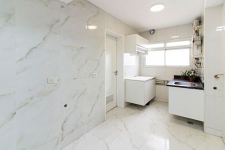Apartamento para alugar com 148m², 3 quartos e 2 vagas Apartamento para alugar com 148m², 3 quartos e 2 vagasÁrea de Serviço