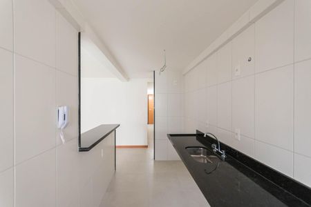 Apartamento à venda com 84m², 2 quartos e 1 vagaCozinha e Área de Serviço