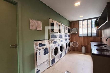 Studio à venda com 28m², 0 quarto e sem vaga Studio à venda com 28m², 0 quarto e sem vagaLavanderia