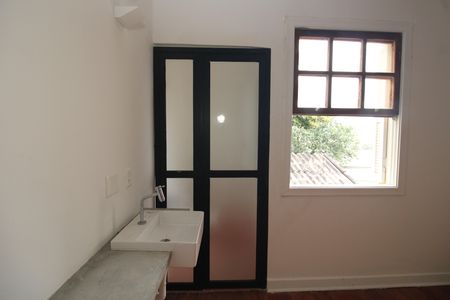 Casa para alugar com 68m², 2 quartos e sem vagaBanheiro da Suíte