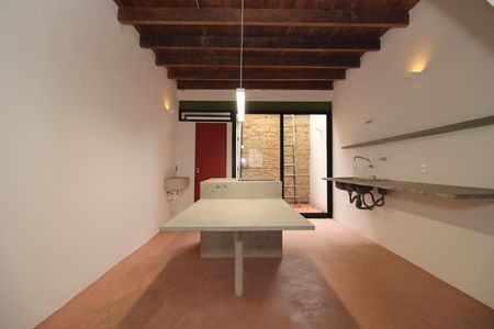 Casa para alugar com 68m², 2 quartos e sem vagaSala e Cozinha