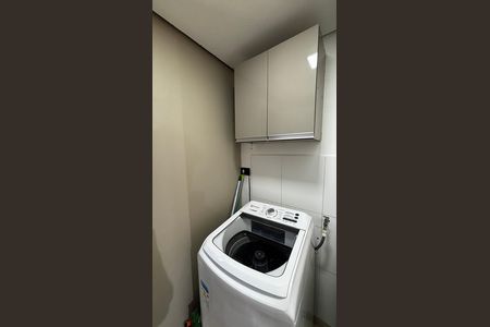 Apartamento à venda com 76m², 2 quartos e 1 vaga Apartamento à venda com 76m², 2 quartos e 1 vagaCobertura - Banheiro
