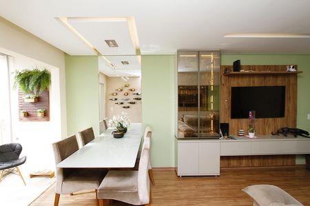 Apartamento à venda com 69m², 3 quartos e 1 vagaSala