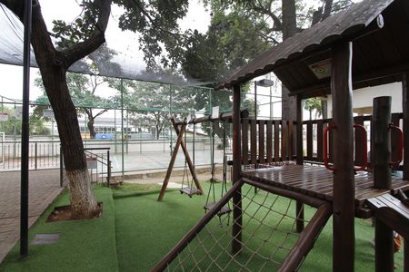 Apartamento à venda com 69m², 3 quartos e 1 vagaÁrea comum - Playground