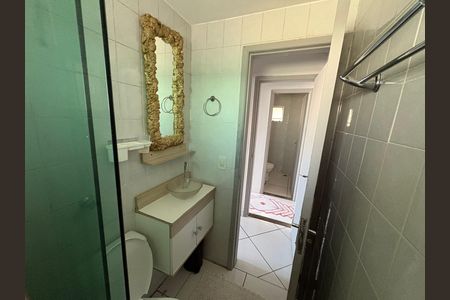 Banheiro da Suíte  de apartamento para alugar com 2 quartos, 69m² em Setor Bueno, Goiânia