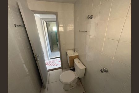 Apartamento para alugar com 69m², 2 quartos e 1 vaga Apartamento para alugar com 69m², 2 quartos e 1 vagaBanheiro