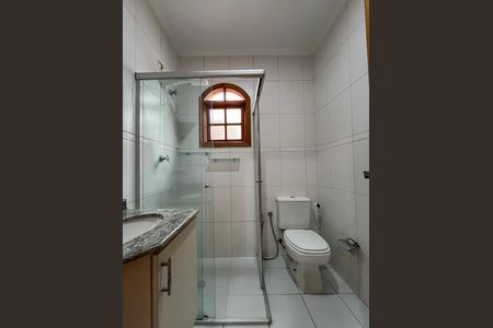 Casa de condomínio para alugar com 232m², 3 quartos e 3 vagas Casa de condomínio para alugar com 232m², 3 quartos e 3 vagasBanheiro