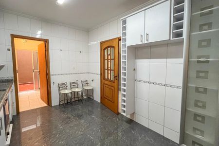 Casa de condomínio para alugar com 232m², 3 quartos e 3 vagas Casa de condomínio para alugar com 232m², 3 quartos e 3 vagasCozinha