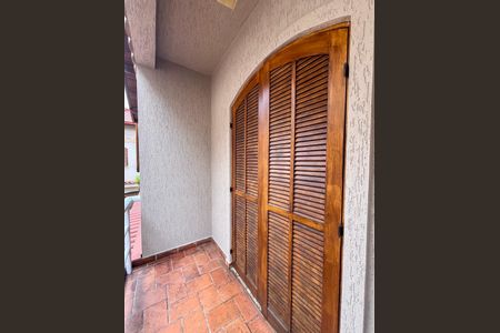 Casa de condomínio para alugar com 232m², 3 quartos e 3 vagas Casa de condomínio para alugar com 232m², 3 quartos e 3 vagasSacada