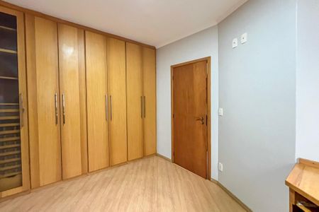 Casa de condomínio para alugar com 232m², 3 quartos e 3 vagas Casa de condomínio para alugar com 232m², 3 quartos e 3 vagasQuarto 2