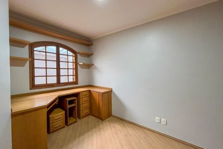 Casa de condomínio para alugar com 232m², 3 quartos e 3 vagas Casa de condomínio para alugar com 232m², 3 quartos e 3 vagasQuarto 2
