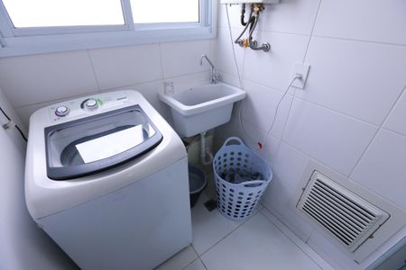 Apartamento para alugar com 46m², 2 quartos e 1 vaga Apartamento para alugar com 46m², 2 quartos e 1 vagaÁrea de Serviço