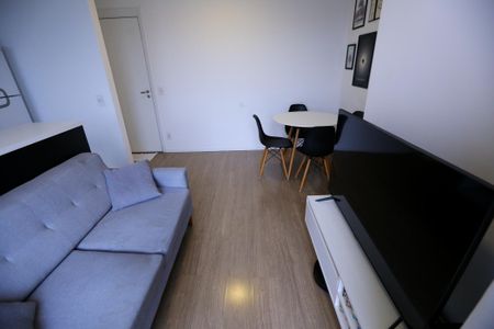 Apartamento para alugar com 46m², 2 quartos e 1 vaga Apartamento para alugar com 46m², 2 quartos e 1 vagaSala