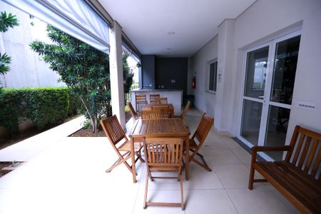Apartamento para alugar com 46m², 2 quartos e 1 vaga Apartamento para alugar com 46m², 2 quartos e 1 vagaÁrea comum - Churrasqueira