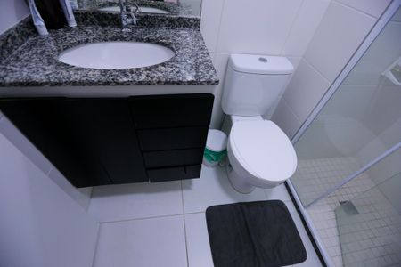 Apartamento para alugar com 46m², 2 quartos e 1 vaga Apartamento para alugar com 46m², 2 quartos e 1 vagaBanheiro