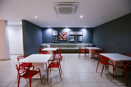 Apartamento para alugar com 46m², 2 quartos e 1 vaga Apartamento para alugar com 46m², 2 quartos e 1 vagaSalão de Festas