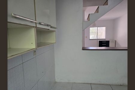 Casa de condomínio para alugar com 85m², 2 quartos e 1 vaga Casa de condomínio para alugar com 85m², 2 quartos e 1 vagaCozinha
