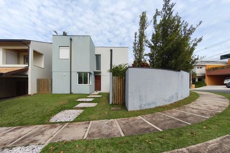 Casa de condomínio para alugar com 300m², 3 quartos e 4 vagas