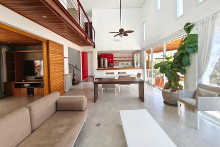 Casa de condomínio para alugar com 300m², 3 quartos e 4 vagas Casa de condomínio para alugar com 300m², 3 quartos e 4 vagasSala