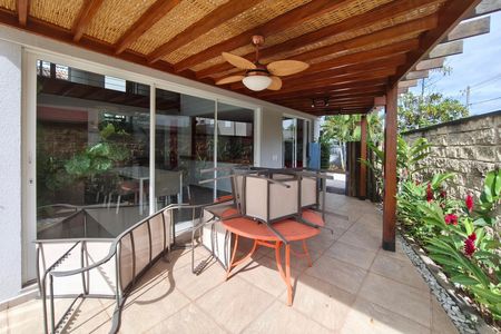 Casa de condomínio para alugar com 300m², 3 quartos e 4 vagas Casa de condomínio para alugar com 300m², 3 quartos e 4 vagasÁrea gourmet