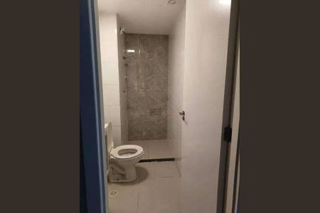 Apartamento à venda com 60m², 2 quartos e sem vaga Apartamento à venda com 60m², 2 quartos e sem vagaBanheiro