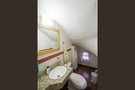 Casa à venda com 226m², 3 quartos e 8 vagas