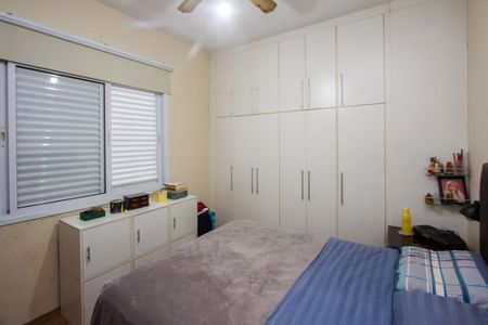 Casa à venda com 226m², 3 quartos e 8 vagas