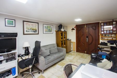 Casa à venda com 226m², 3 quartos e 8 vagas