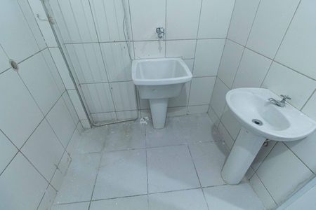 Studio para alugar com 32m², 0 quarto e sem vagaBanheiro e área de serviço