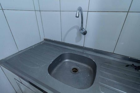 Cozinha de kitnet/studio para alugar com 0 quarto, 32m² em Sé, São Paulo