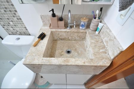 Casa de condomínio à venda com 40m², 2 quartos e 1 vagaBanheiro