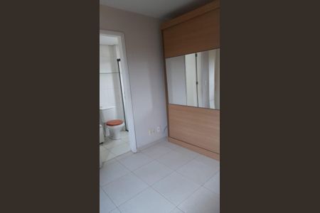Apartamento à venda com 70m², 3 quartos e 1 vaga Apartamento à venda com 70m², 3 quartos e 1 vagaBanheiro