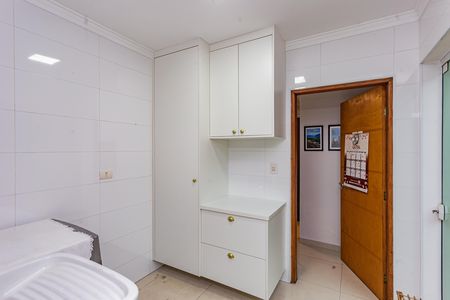 Casa para alugar com 320m², 3 quartos e 3 vagas Casa para alugar com 320m², 3 quartos e 3 vagasÁrea de Serviço