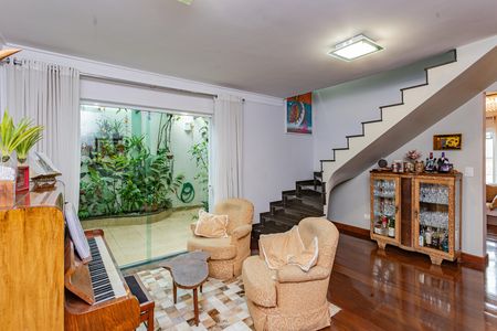 Casa para alugar com 320m², 3 quartos e 3 vagas Casa para alugar com 320m², 3 quartos e 3 vagasSubsala