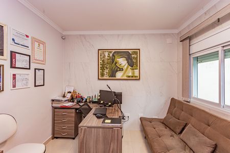 Casa para alugar com 320m², 3 quartos e 3 vagas Casa para alugar com 320m², 3 quartos e 3 vagasEscritório