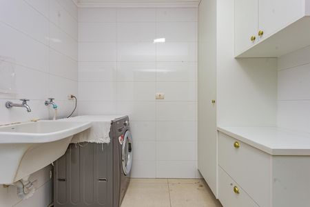 Casa para alugar com 320m², 3 quartos e 3 vagas Casa para alugar com 320m², 3 quartos e 3 vagasÁrea de Serviço